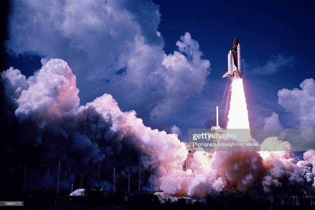 space shuttle - cohete fotografías e imágenes de stock