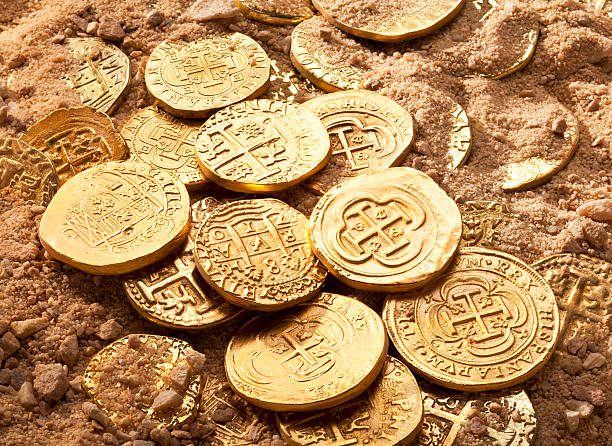 doubloons oro - tesoro fotografías e imágenes de stock